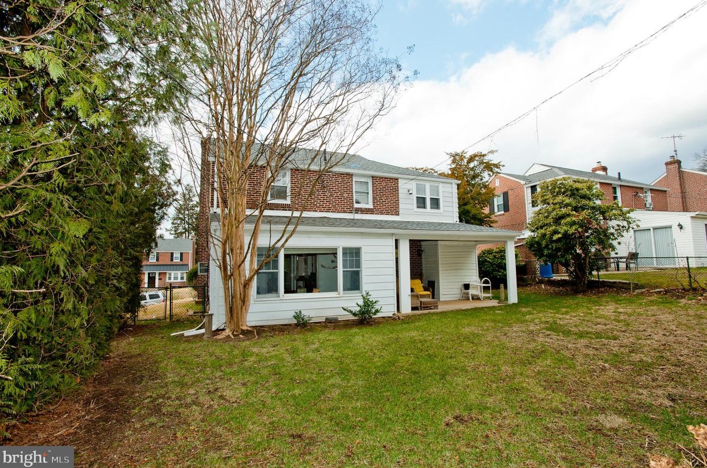 33 Treaty Rd, Oakview, PA 19026