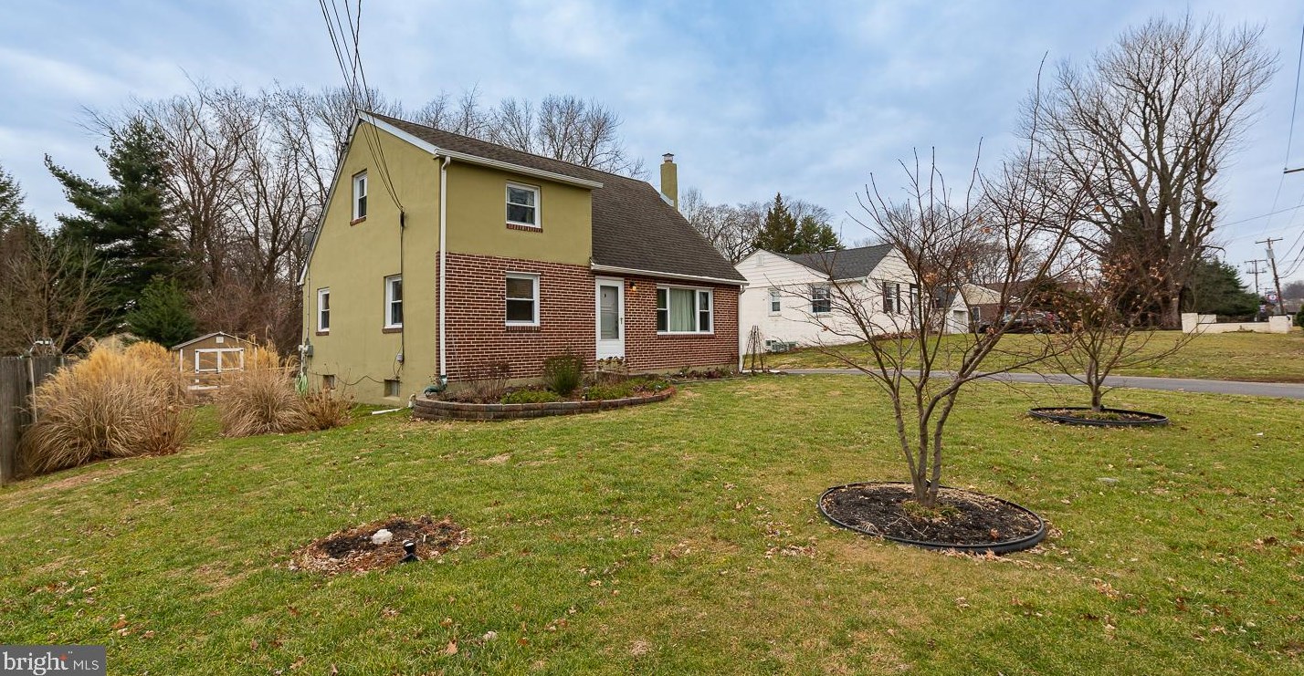2429 Larkin Rd, Boothwyn, PA 19061