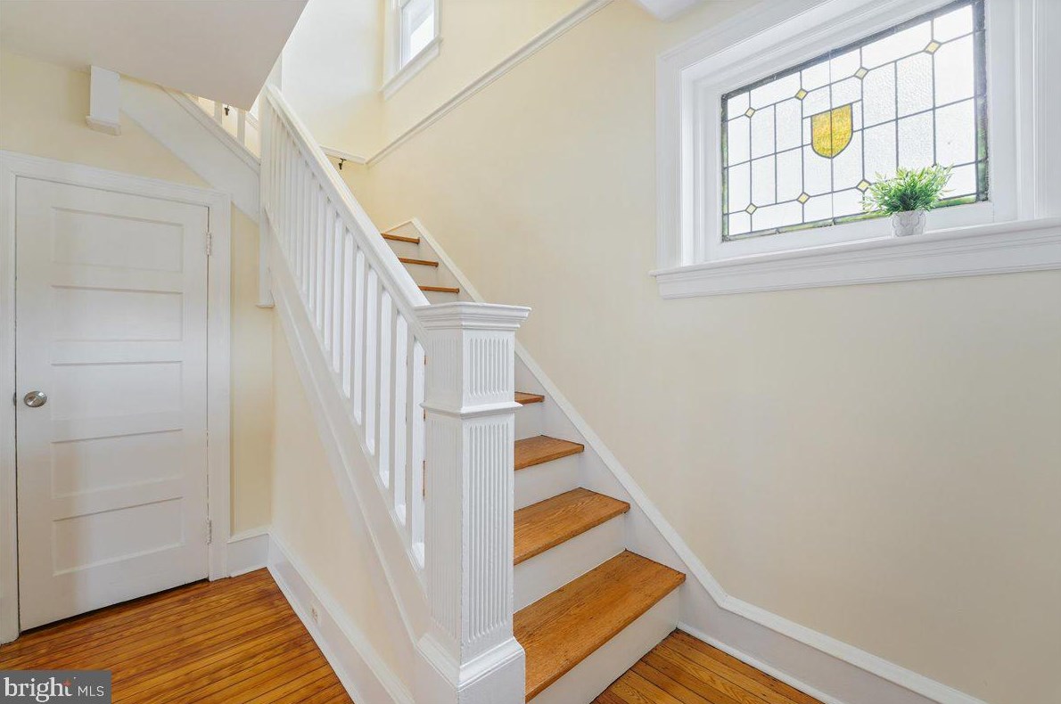 2530 E County Line Rd, Ardmore, PA 19003