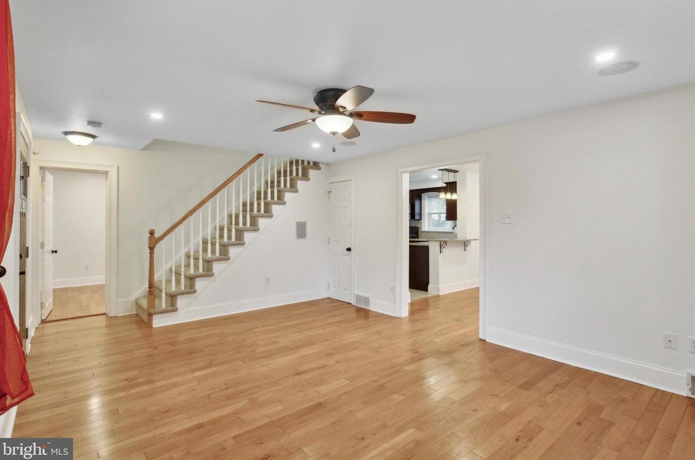 76 Warrior Rd, Upper Darby, PA 19026
