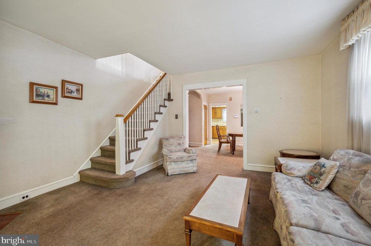 353 Cheswold Rd, Oakview, PA 19026