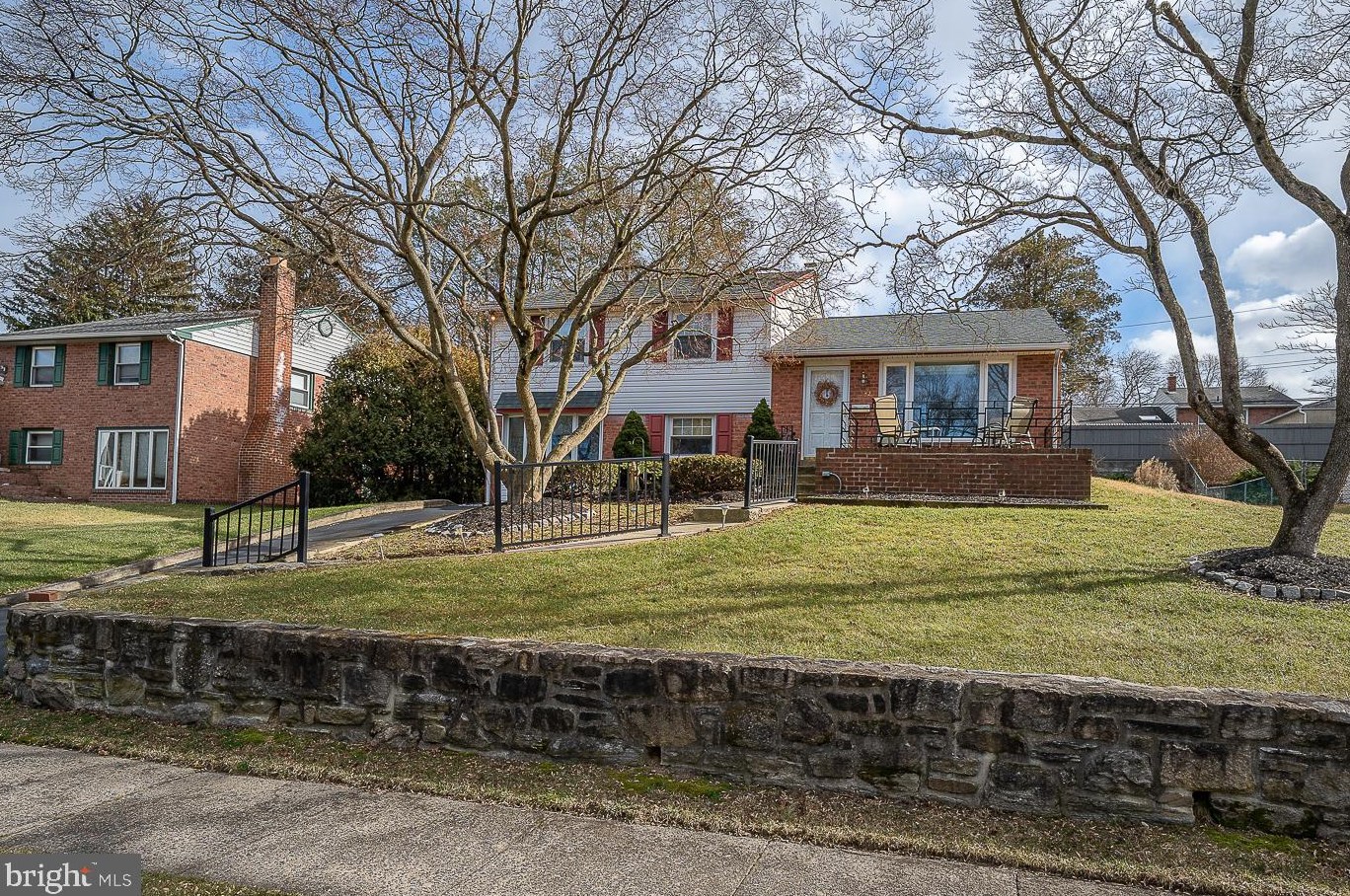 522 Sharpless Rd, Coal Township, PA 19064