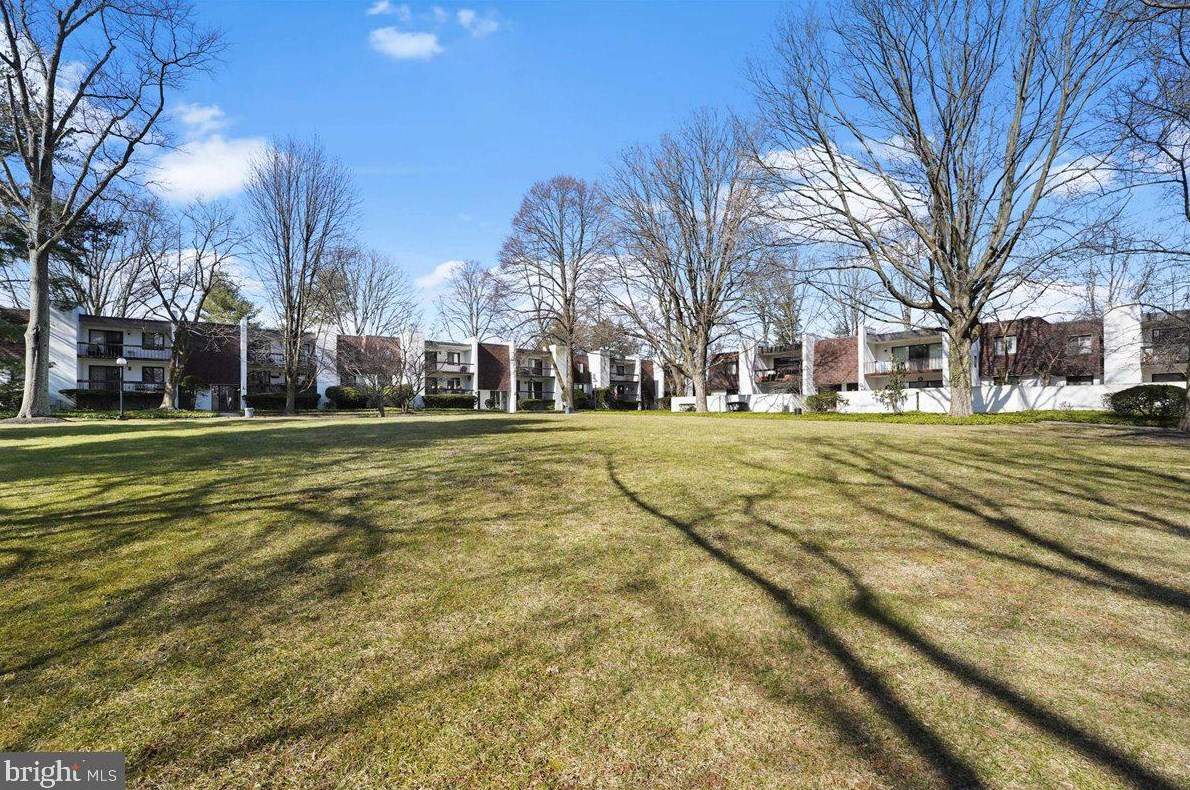 20 Dougherty Blvd #h2, Glen Mills, PA 19342