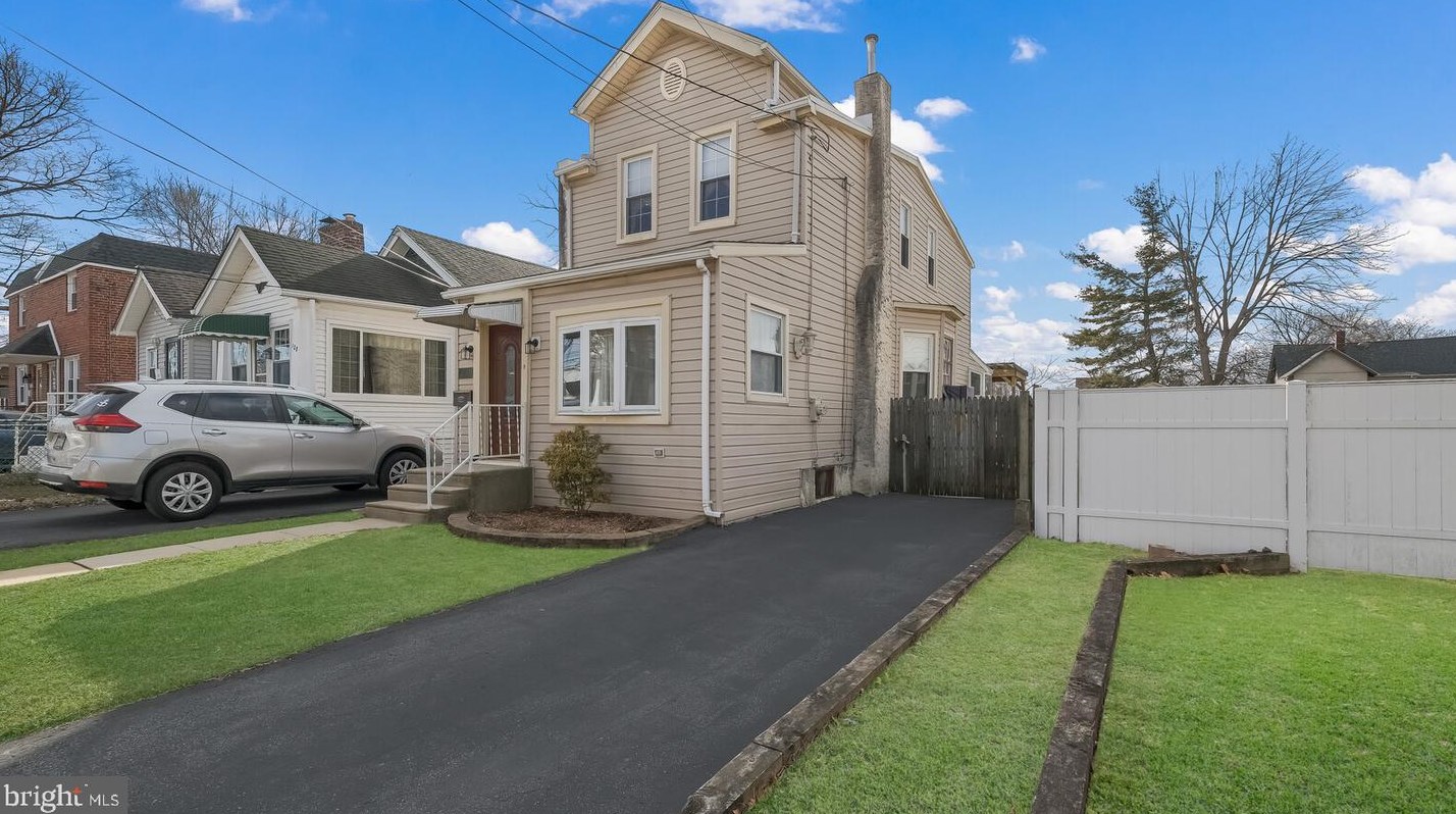 126 E Cooke Ave, Manor, PA 19036