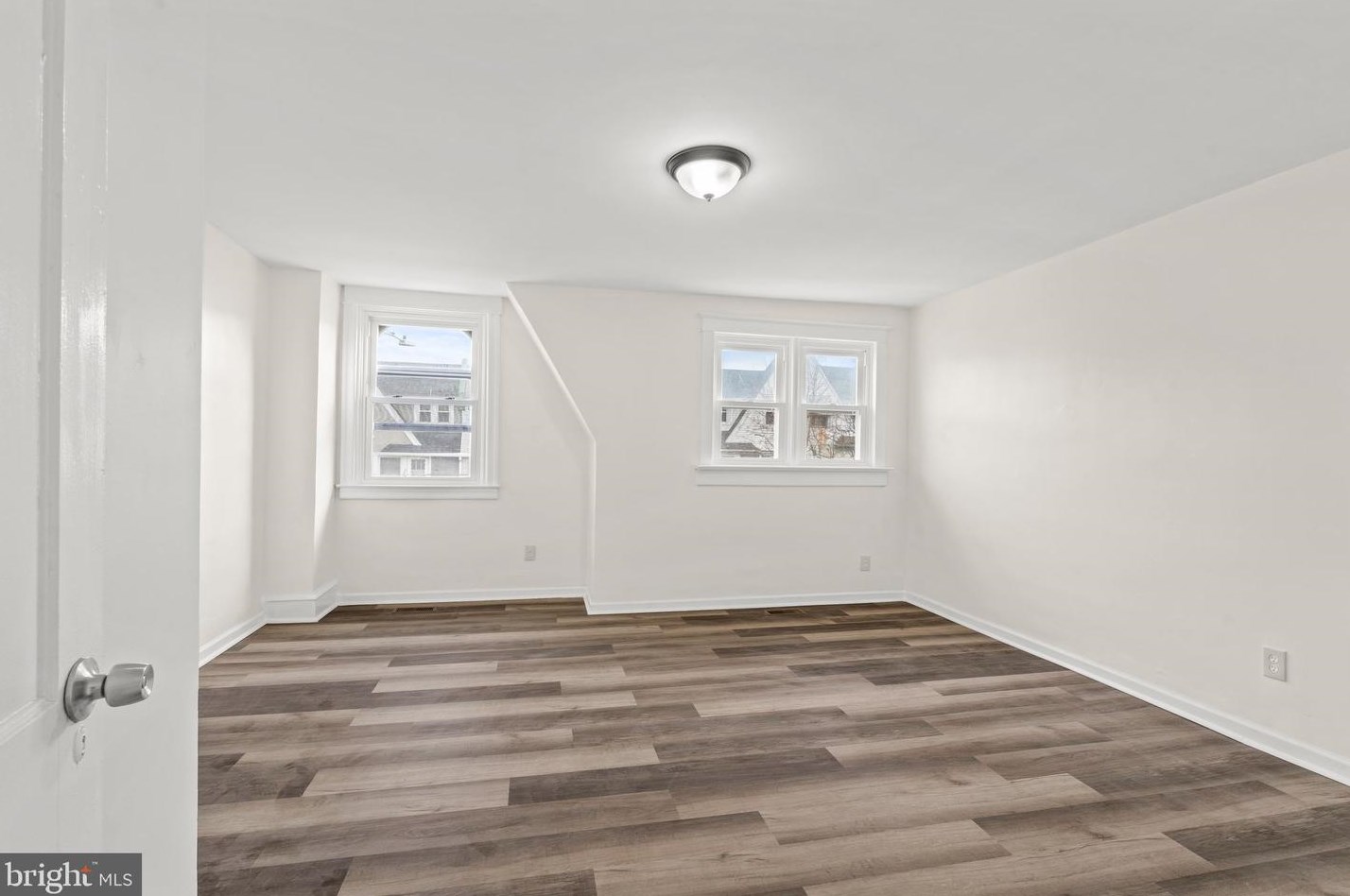 522 Glendale Rd, Upper Darby PA 19082-5019 exterior