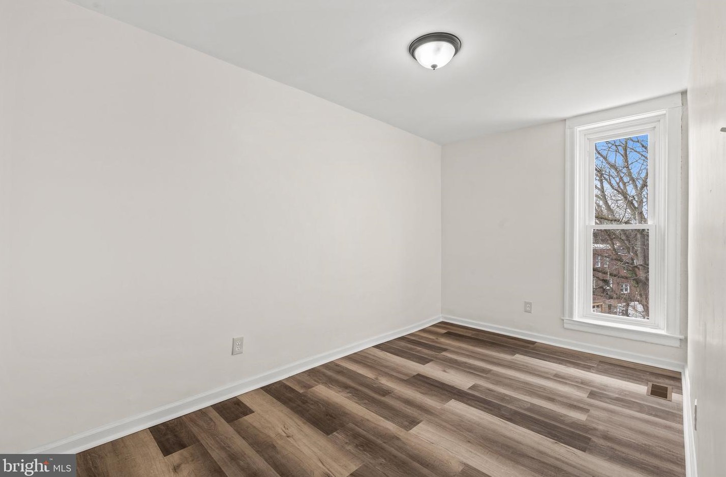 522 Glendale Rd, Upper Darby PA 19082-5019 exterior