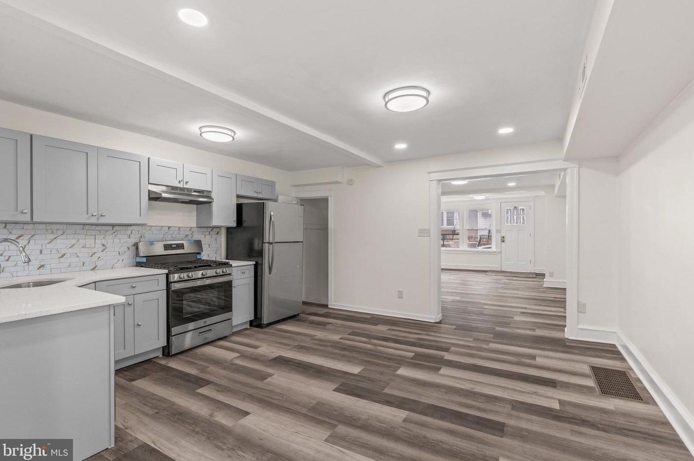 522 Glendale Rd, Upper Darby PA 19082-5019 exterior