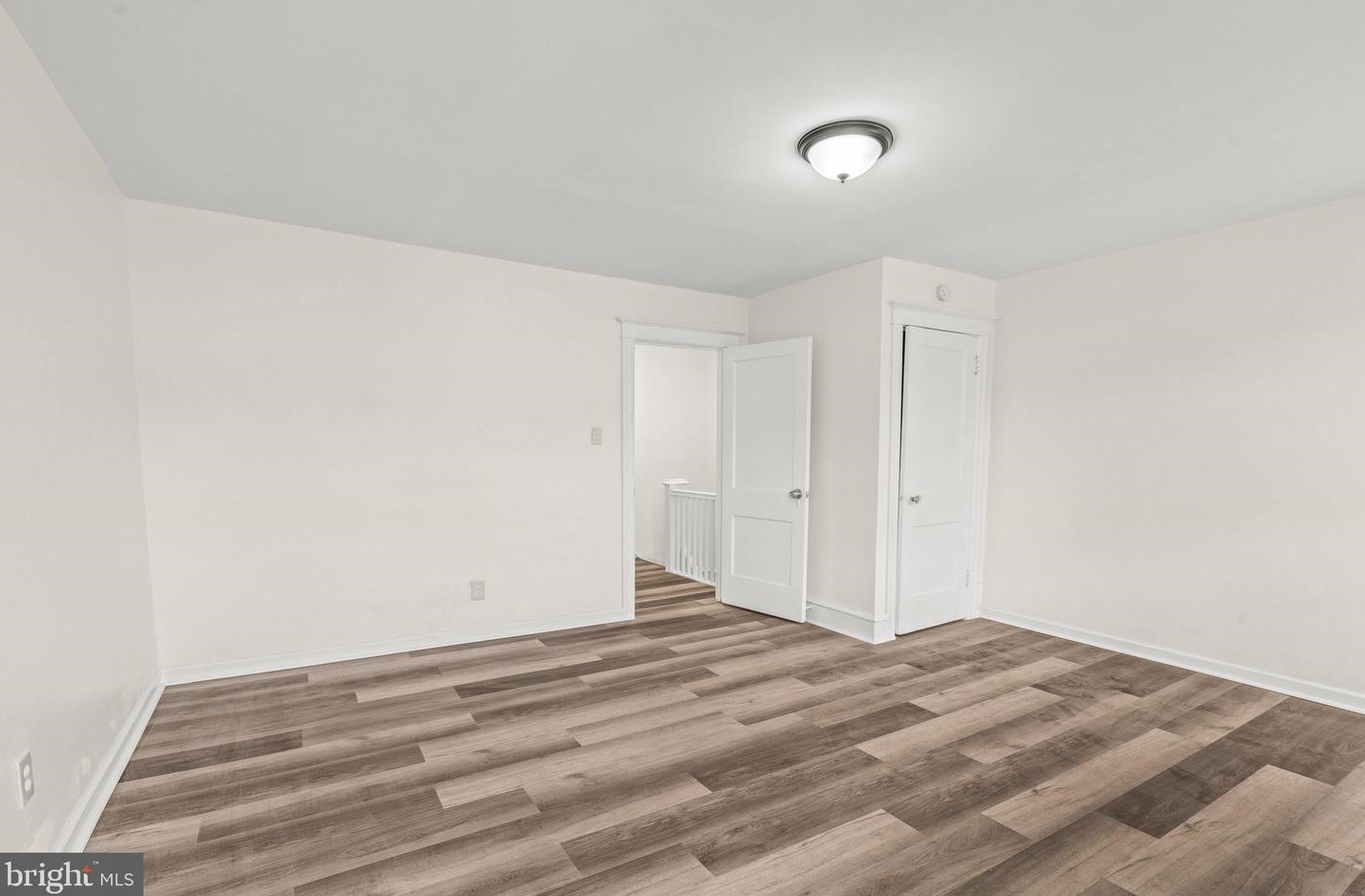 522 Glendale Rd, Upper Darby PA 19082-5019 exterior