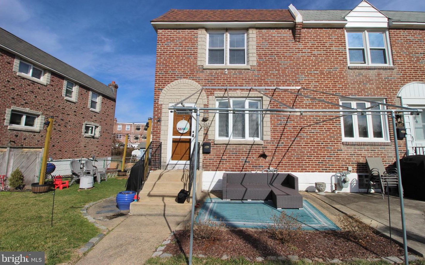 1065 Brookwood Ln, Manor, PA 19036
