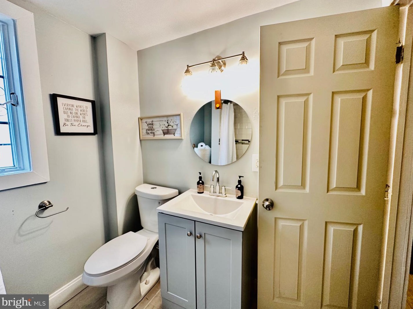 1005 Madison St, Chester PA  19013-5922 exterior