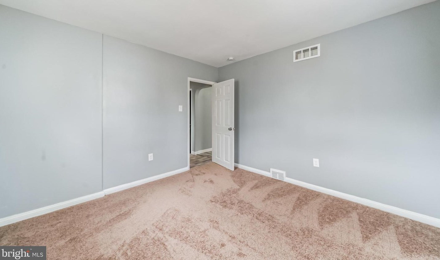 323 Yale Sq, Rutledge, PA 19070