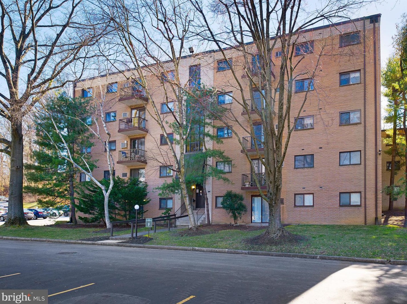 400 Glendale Rd #f22, Pittsburgh, PA 19083