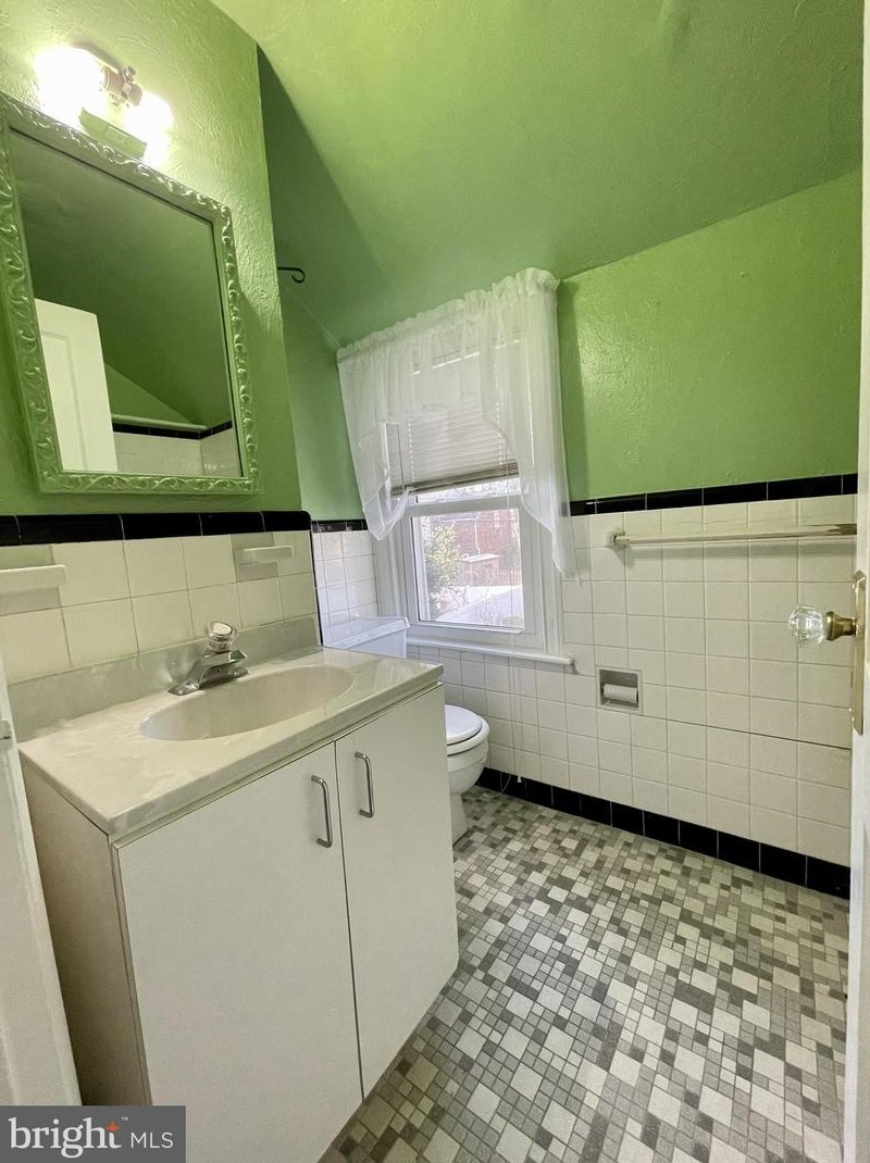 2225 Clayton Rd, Rutledge PA  19070-1309 exterior