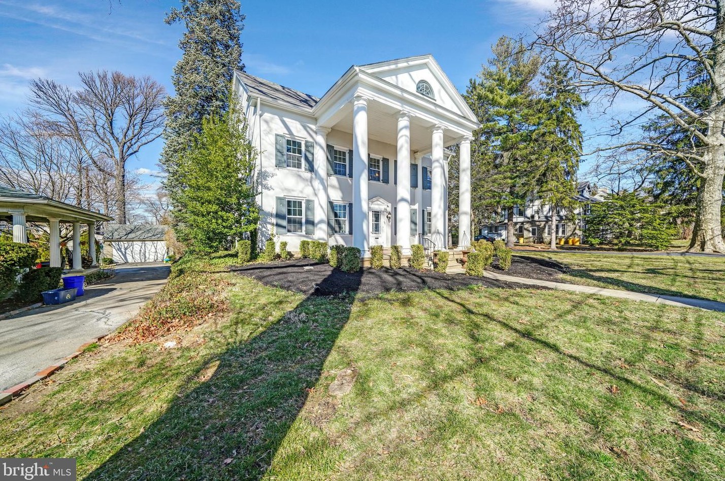641 Ferne Blvd, Oakview, PA 19026