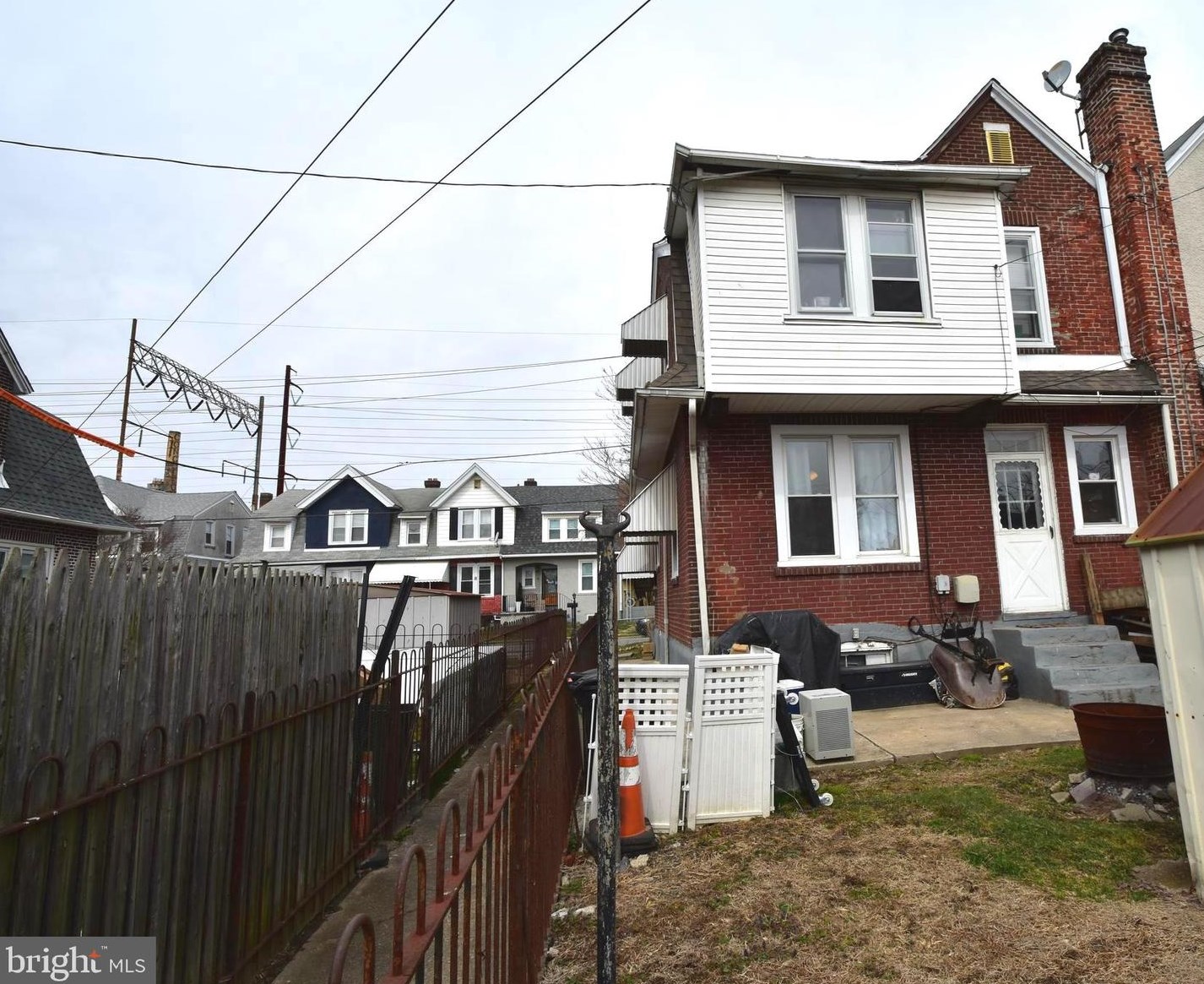 11 Chestnut St, Boothwyn, PA 19061