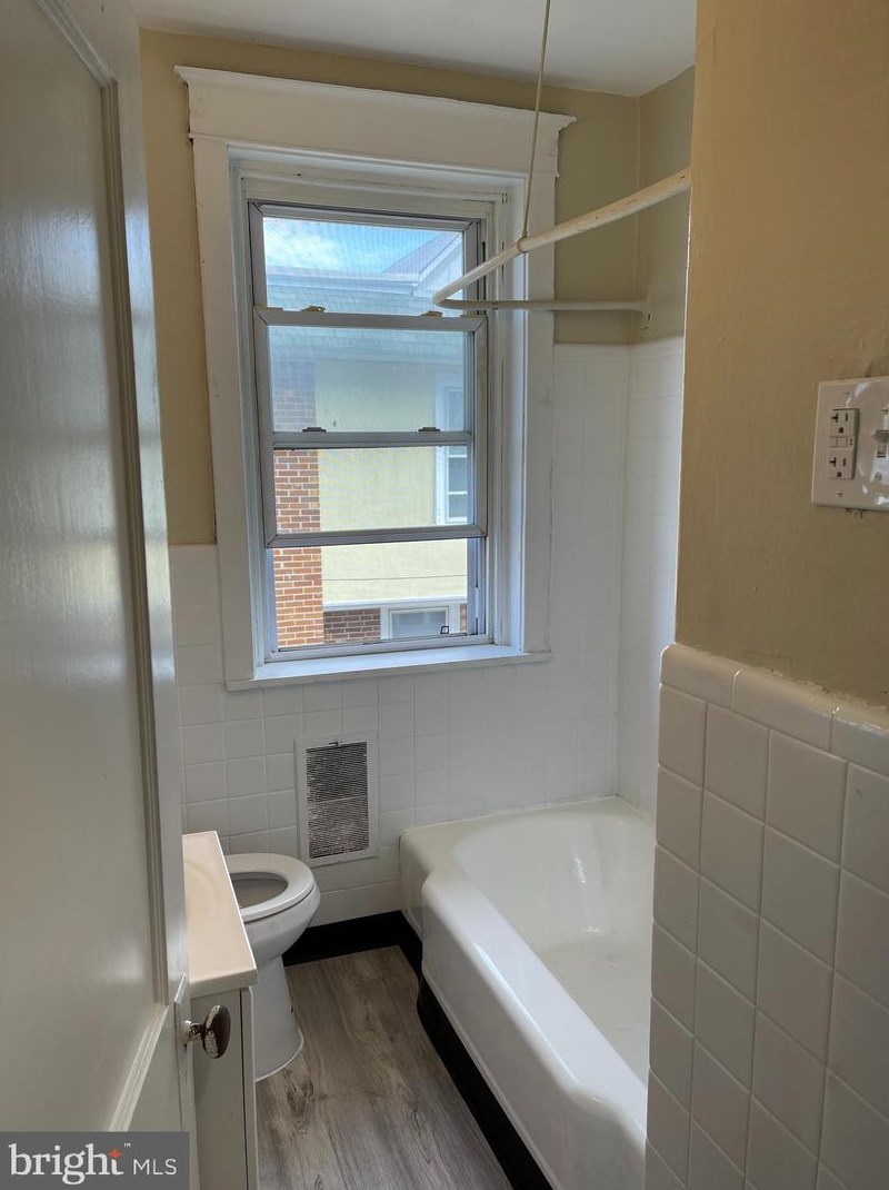 218 22nd St, Chester PA  19013-4922 exterior