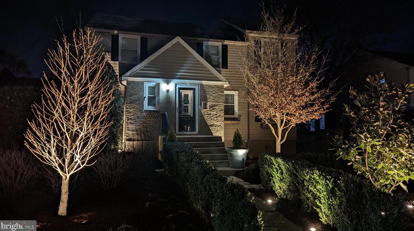 525 Crum Lynne Rd, Ridley Park, PA 19078