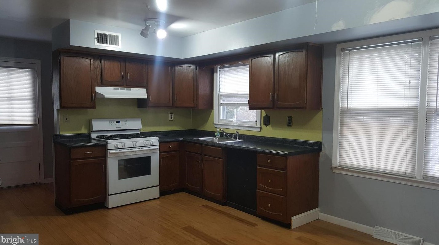 636 Cedar Ln, Rutledge, PA 19070