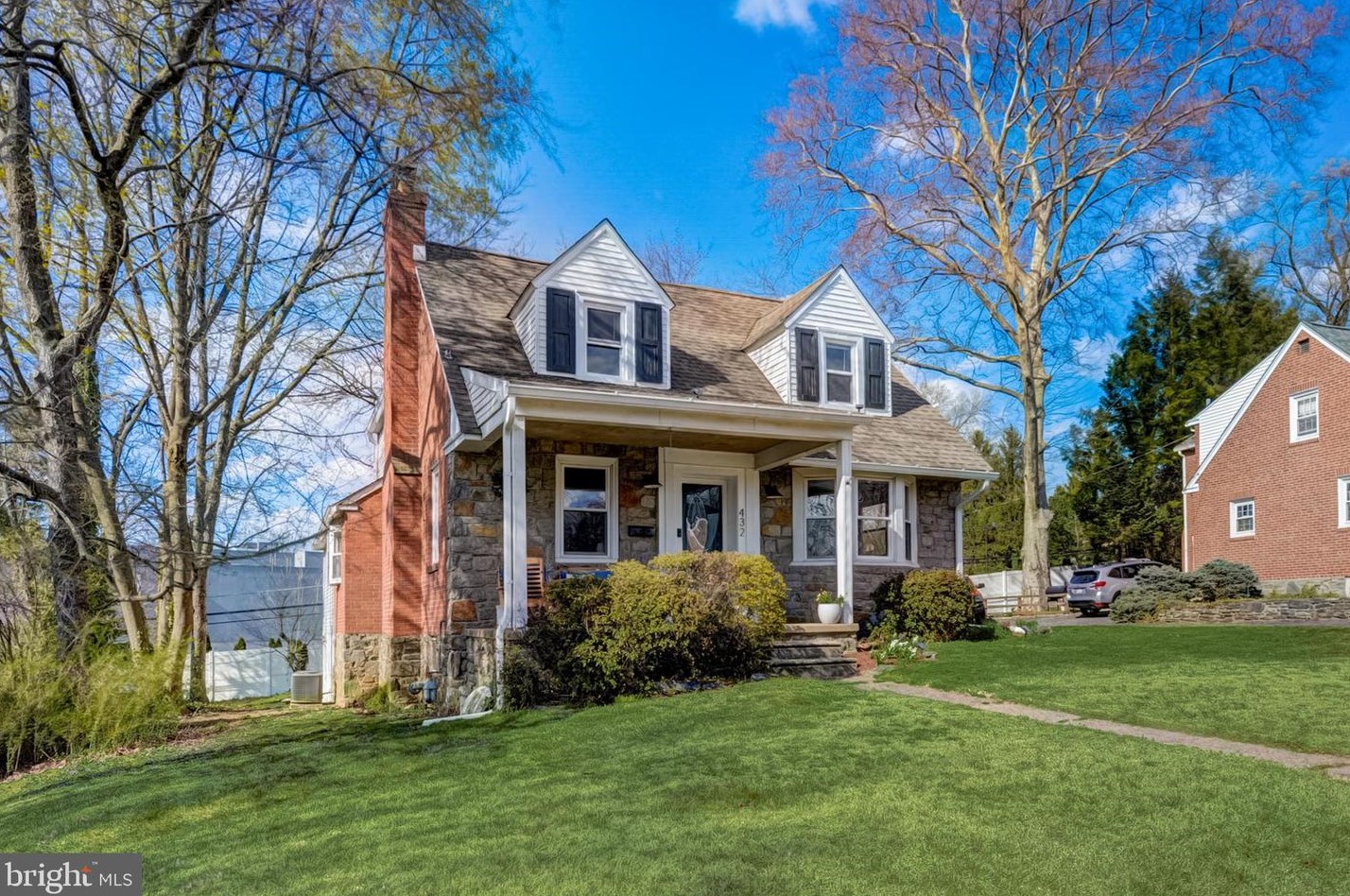 432 Glendale Cir, Coal Township, PA 19064