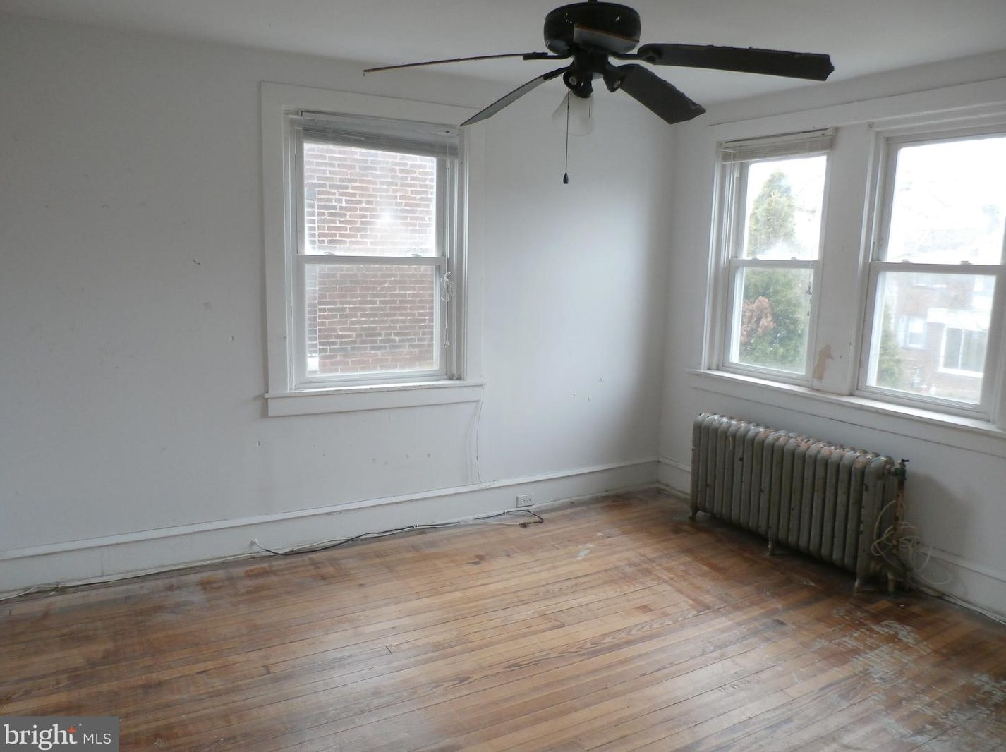 23 Mowry St, Chester PA  19013-5021 exterior