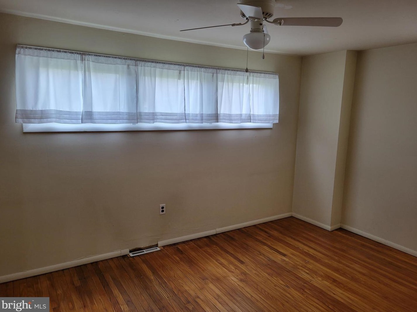 4226 Lee Ln, Chester PA  19014-2291 exterior