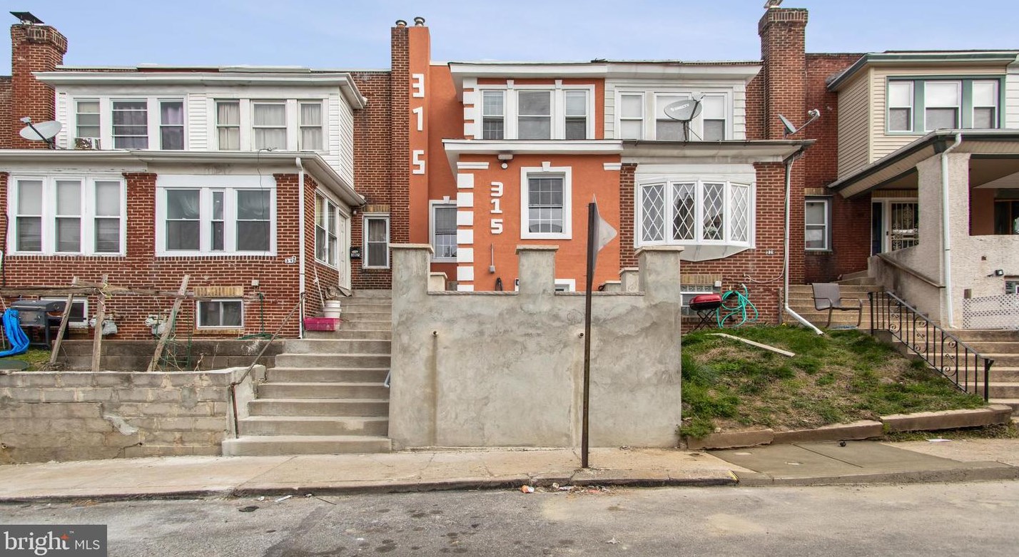 315 Avon Rd, Upper Darby, PA 19082-3809