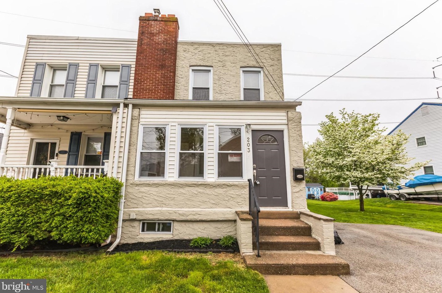 203 E Rodgers St, Ridley Park, PA 19078