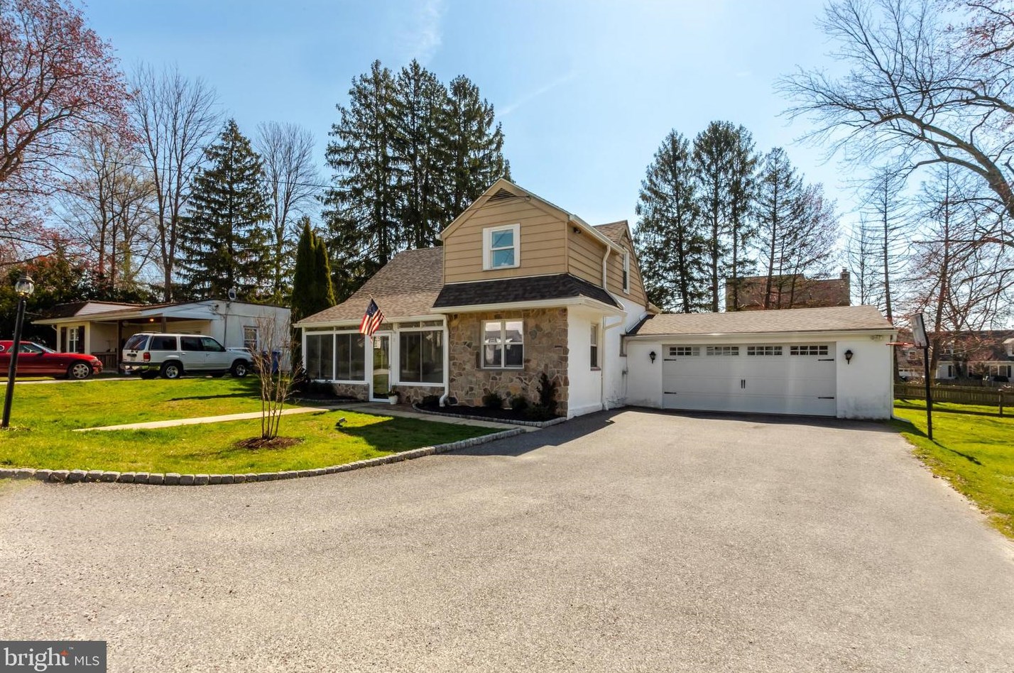 11 Locust St, Newtown Square, PA 19073