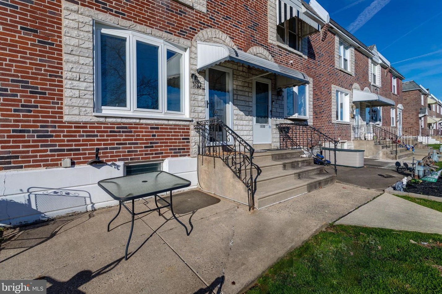 1028 Cedarwood Rd, Manor, PA 19036