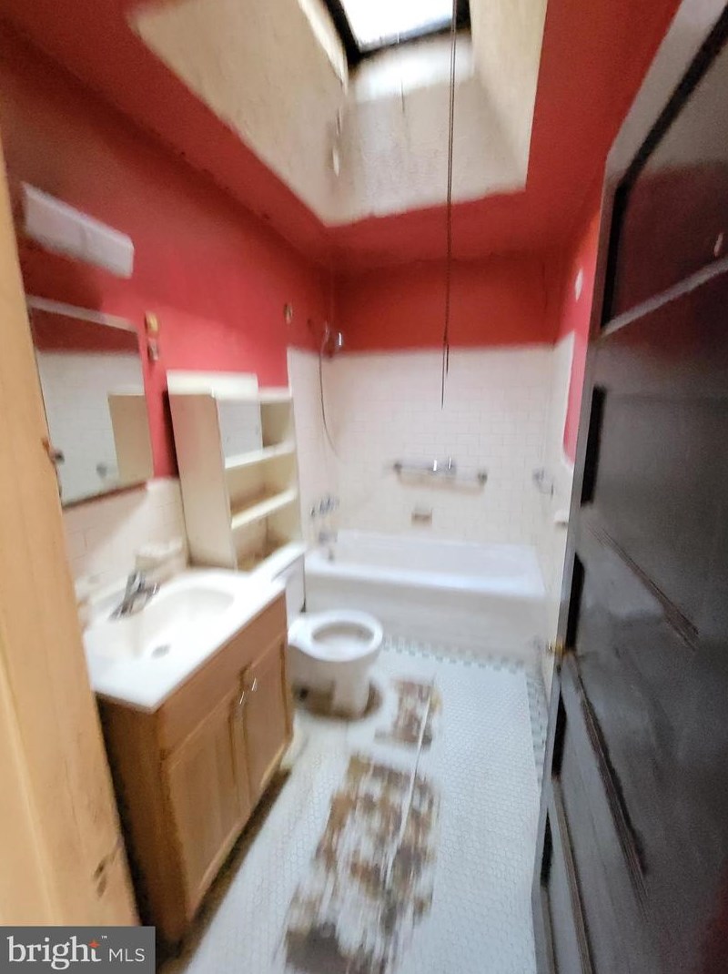 340 15th St, Chester PA  19013-5316 exterior