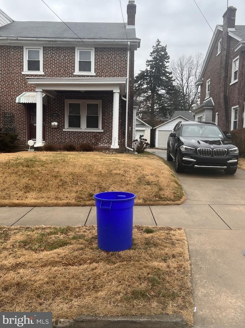 126 Mowry St, Chester PA  19013-5024 exterior