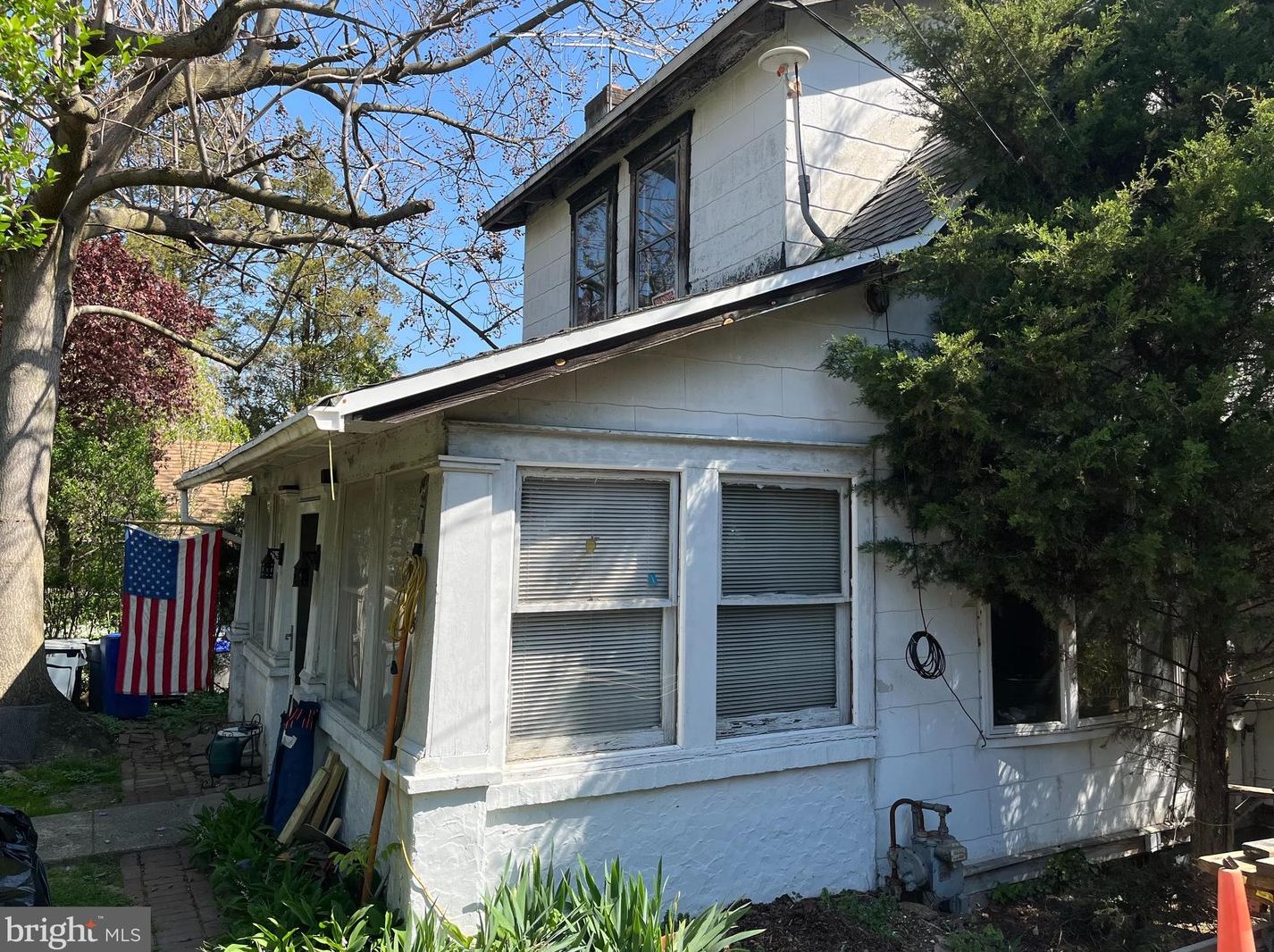 142 Haverford Rd, Folsom, PA 19033-3019