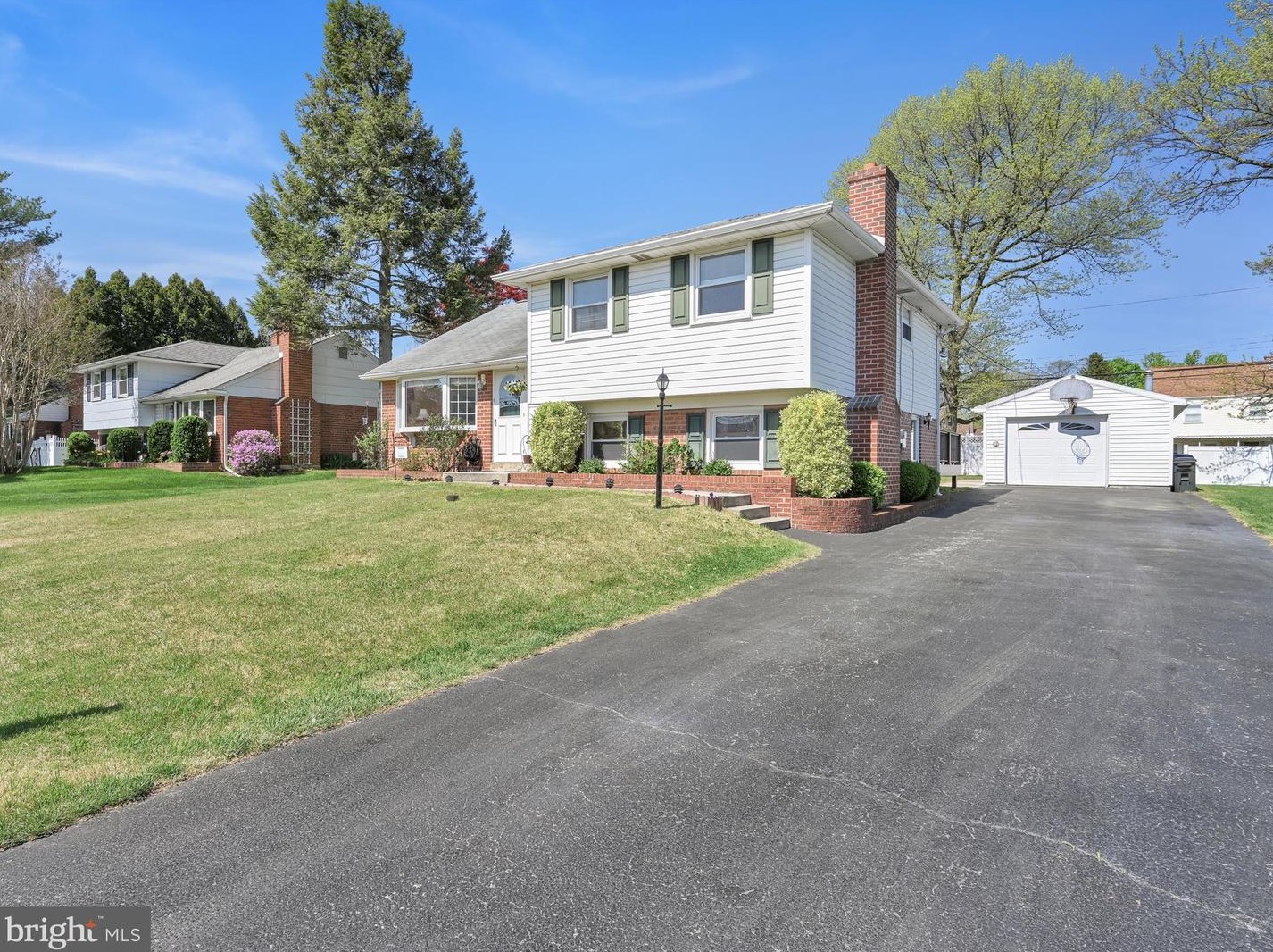611 Bickmore Dr, Media, PA 19086
