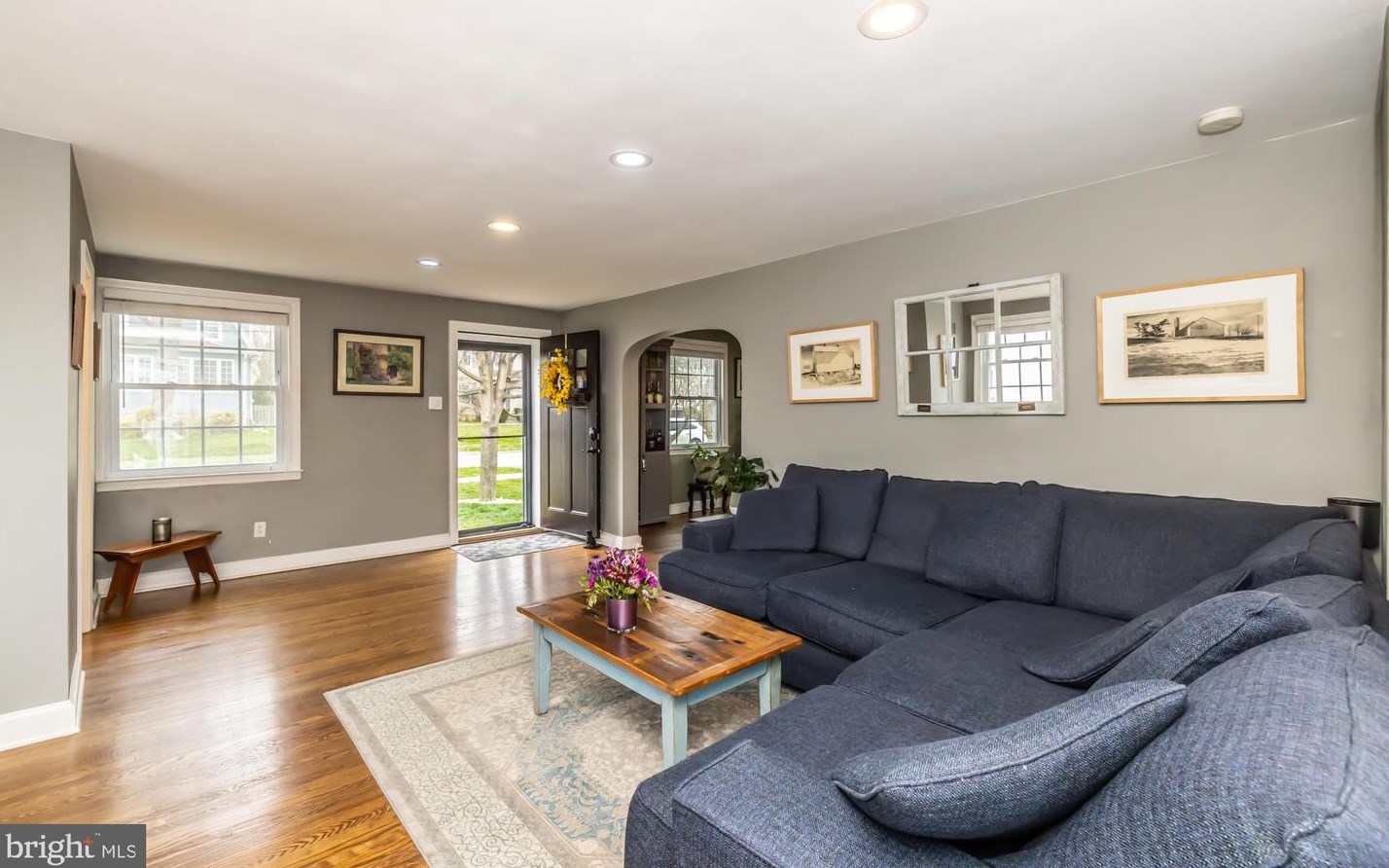 2516 Belmont Ave, Ardmore, PA 19003