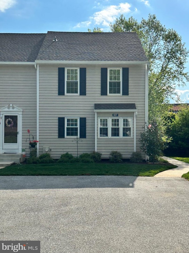 607 Meadow Ct ##607, Glen Mills, PA 19342