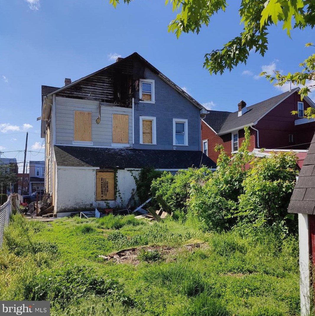 16 9th St, Boothwyn PA  19061-4508 exterior