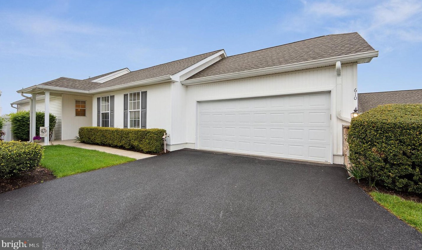 610 W Gray Fox Ln, Glen Mills, PA 19342