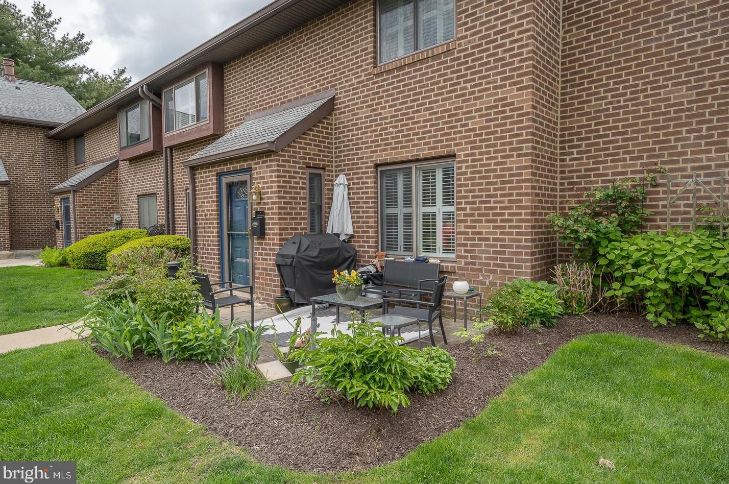 700 Ardmore Ave #617, Ardmore, PA 19003