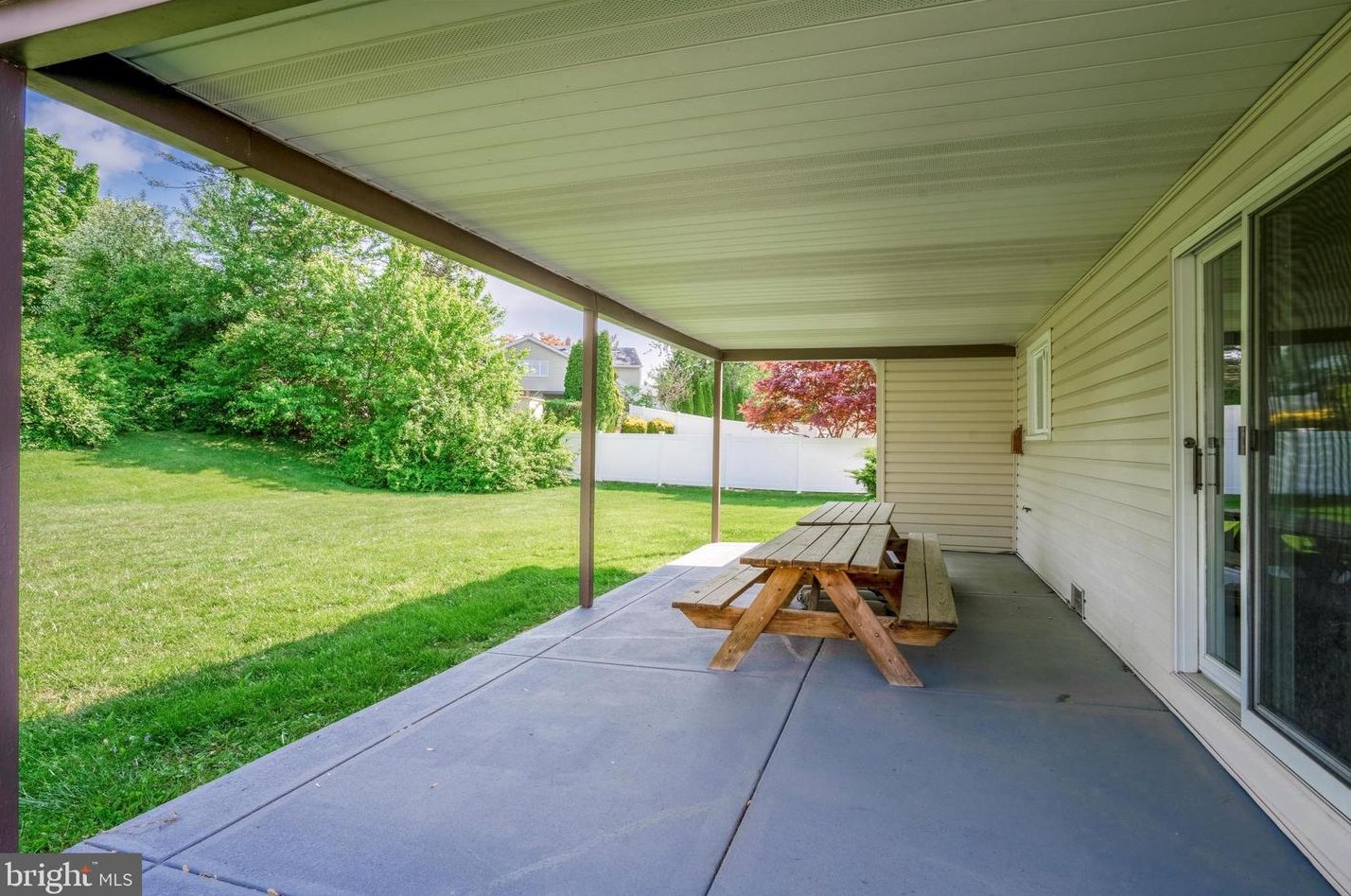13 Anvil Rd, Chester PA 19014-2623 exterior