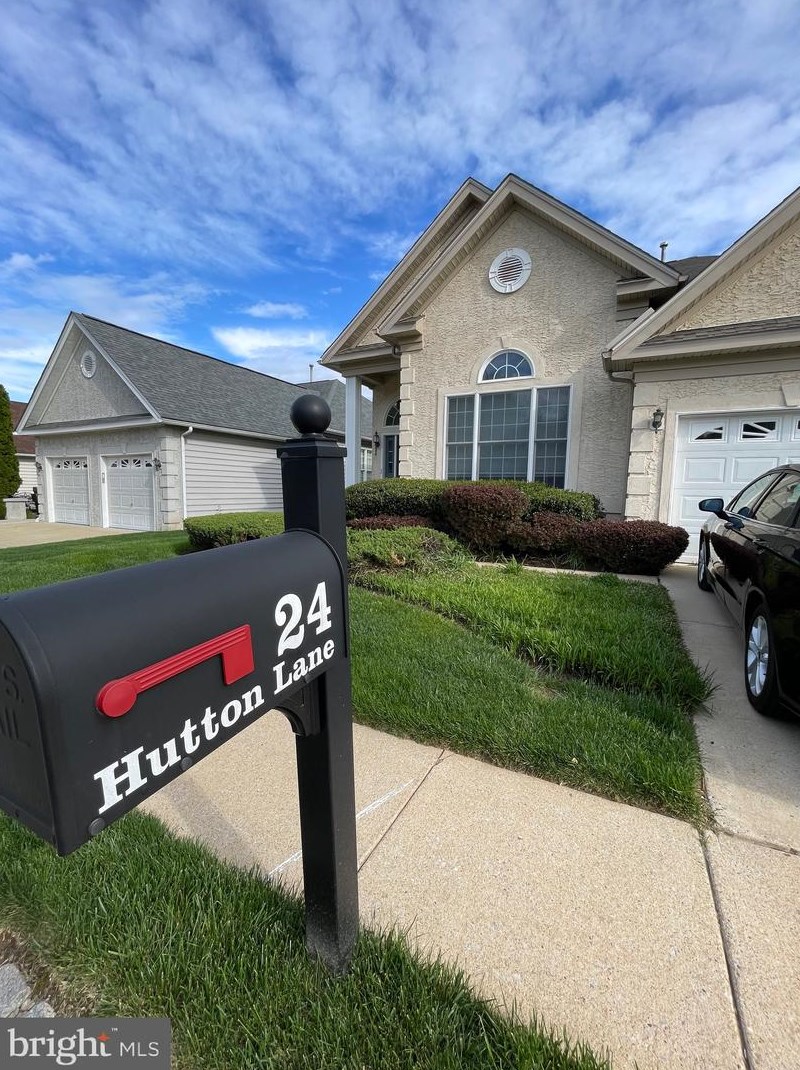 24 Hutton, Boothwyn, PA 19060