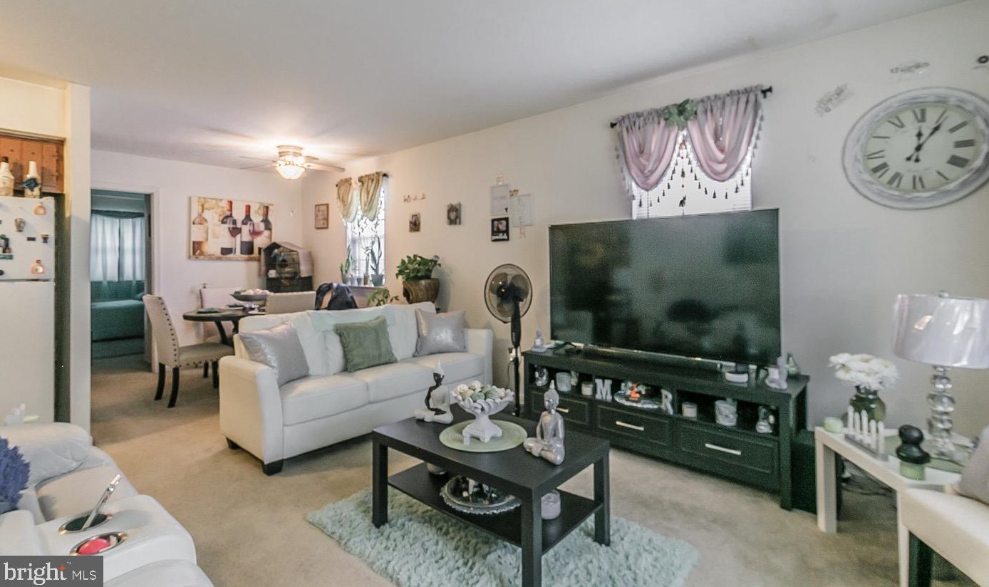 1 Thomas Rd, Chester, PA 19014