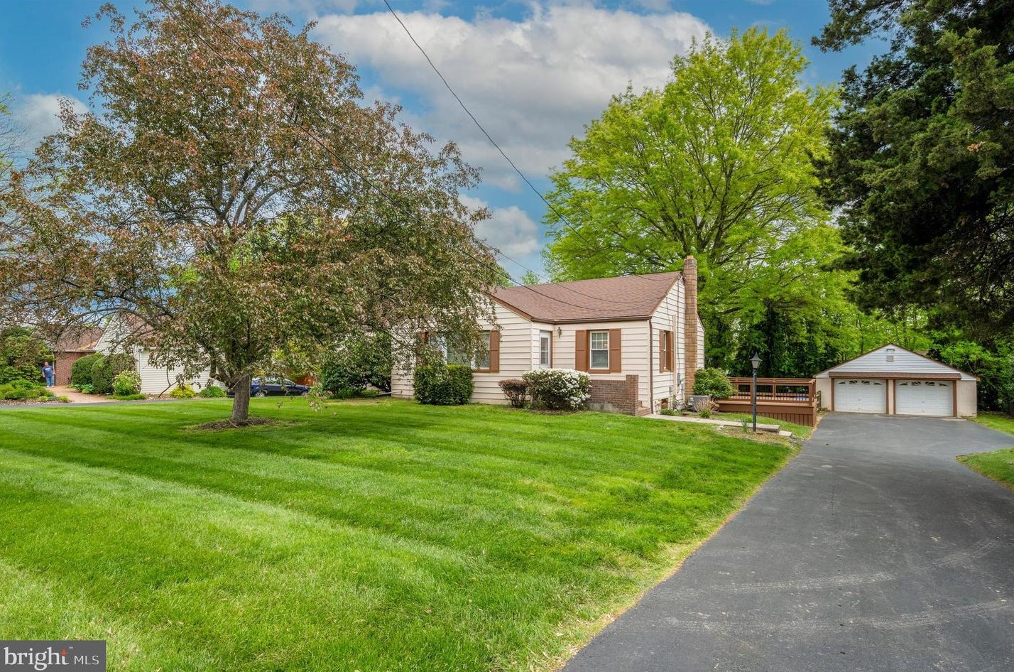 2517 Larkin Rd, Boothwyn, PA 19061