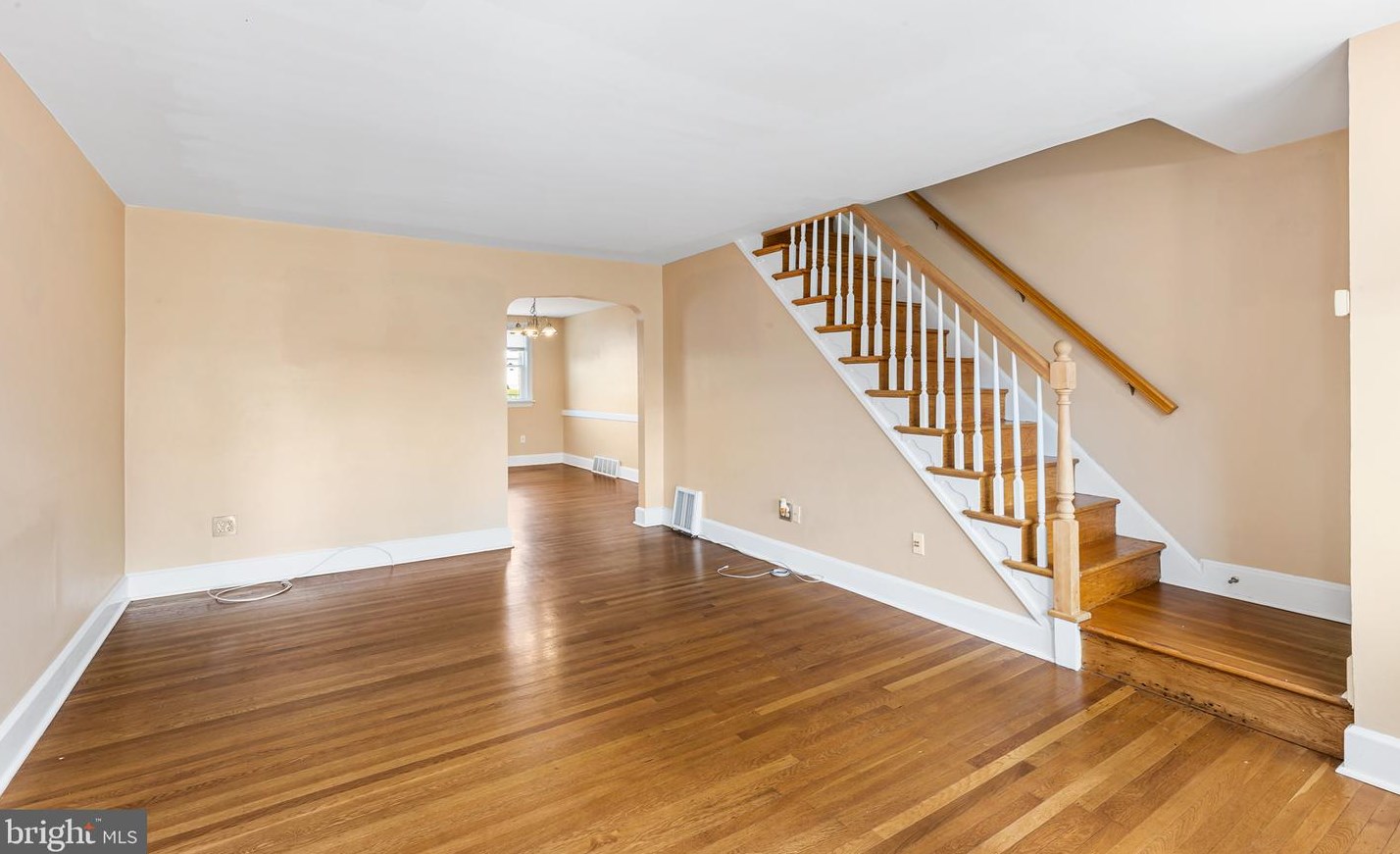 302 S Stratford Rd, Manor, PA 19036
