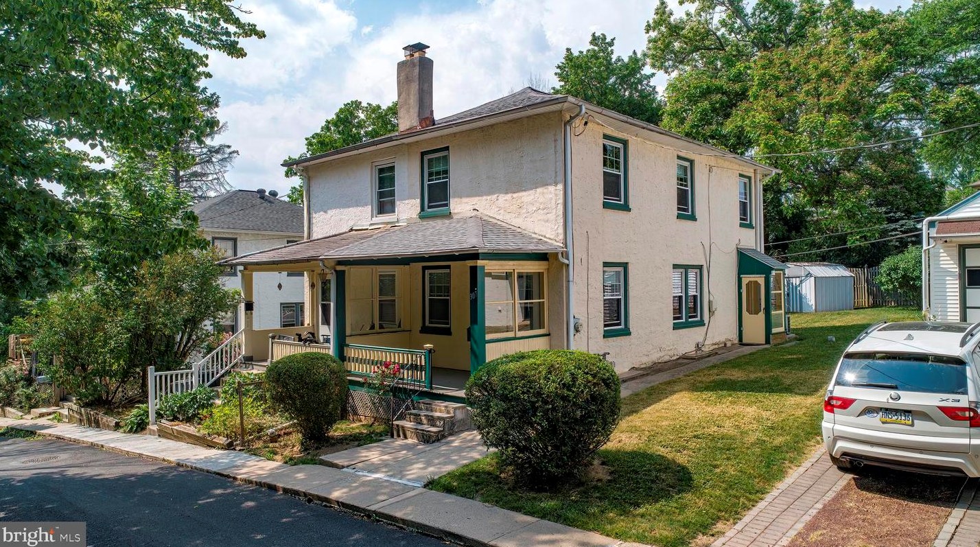 307 Pennsylvania Ave, Wayne, PA 19087