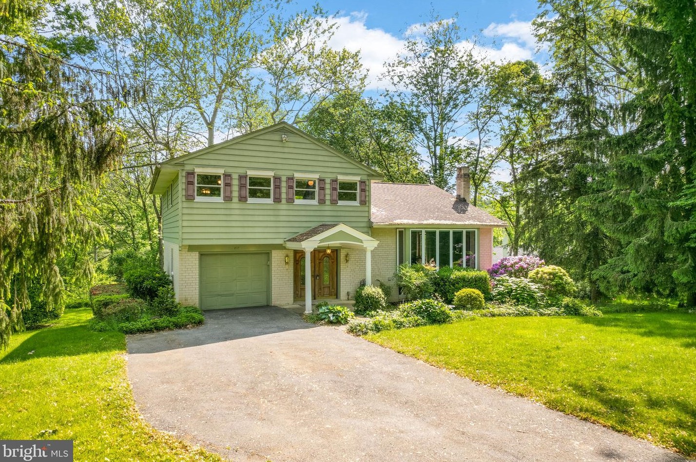207 Aronimink Dr, Newtown Square, PA 19073