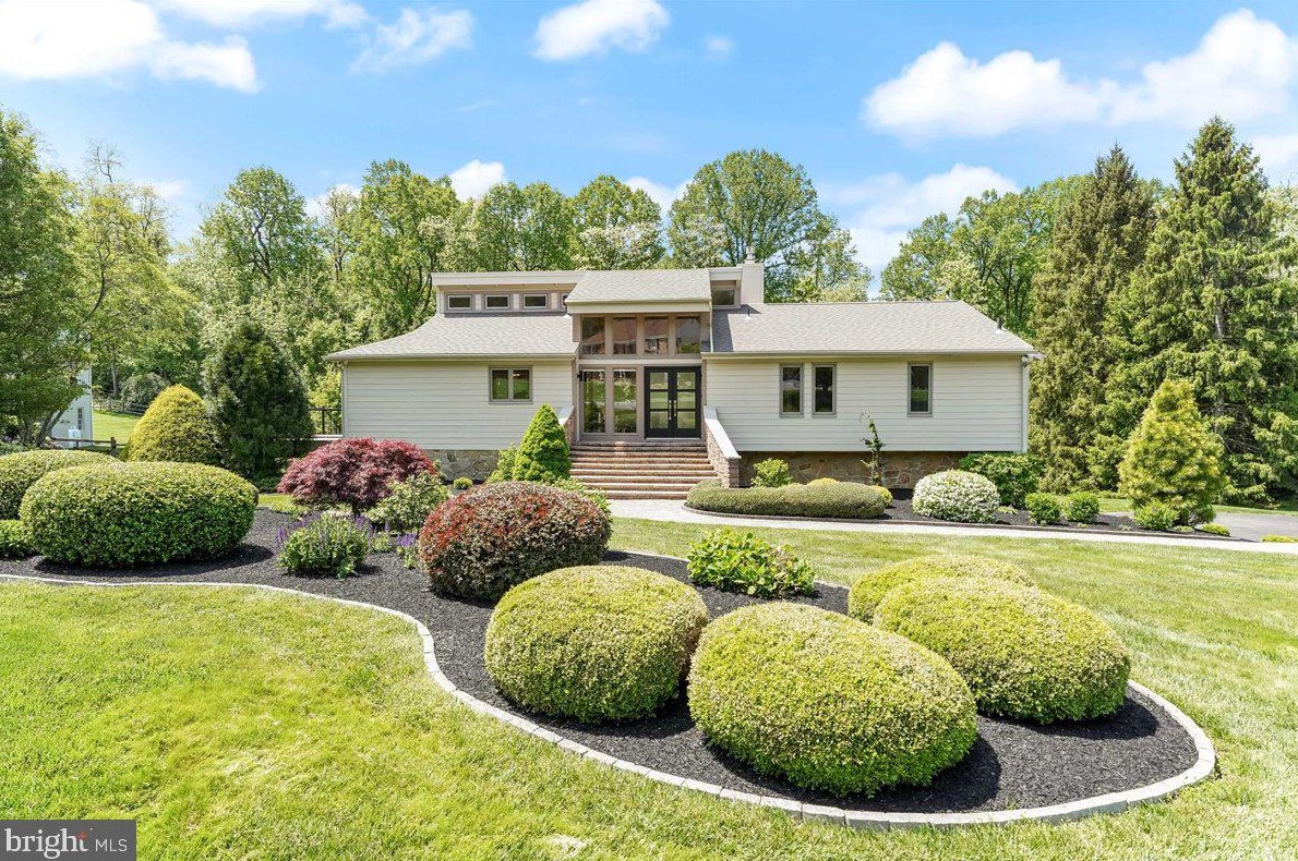 355 High Ridge Rd, Chadds Ford, PA 19317-9157