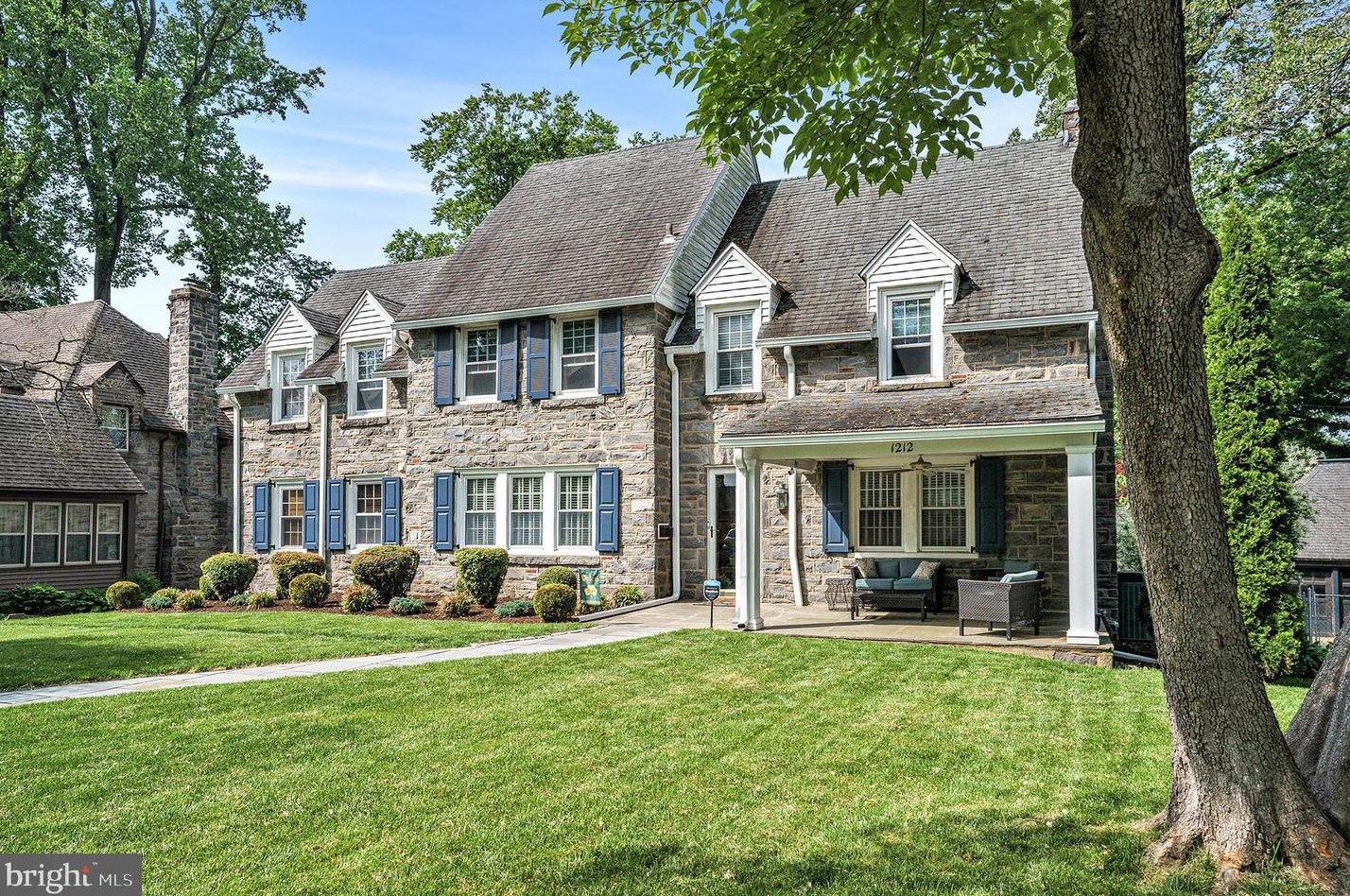 1212 Morgan Ave, Oakview, PA 19026