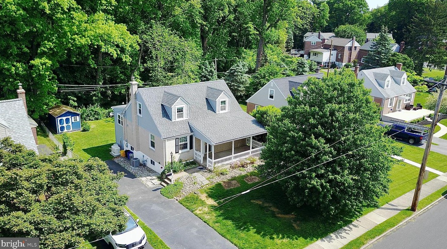 457 Sherman Rd, Coal Township, PA 19064