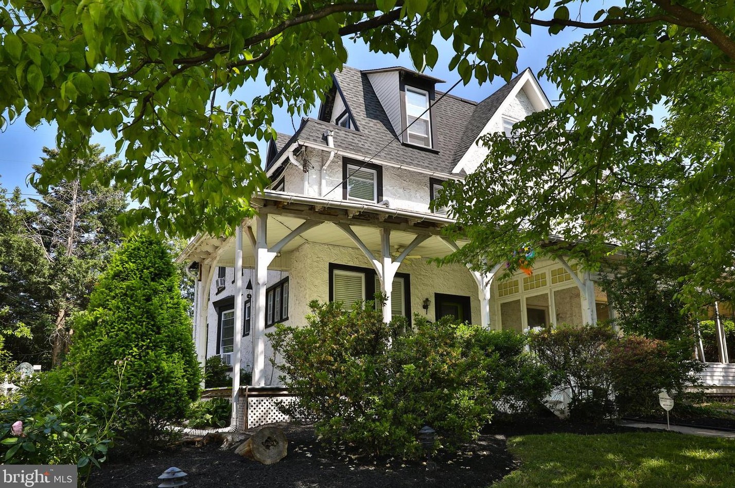 11 W Hinckley Ave, Ridley Park, PA 19078