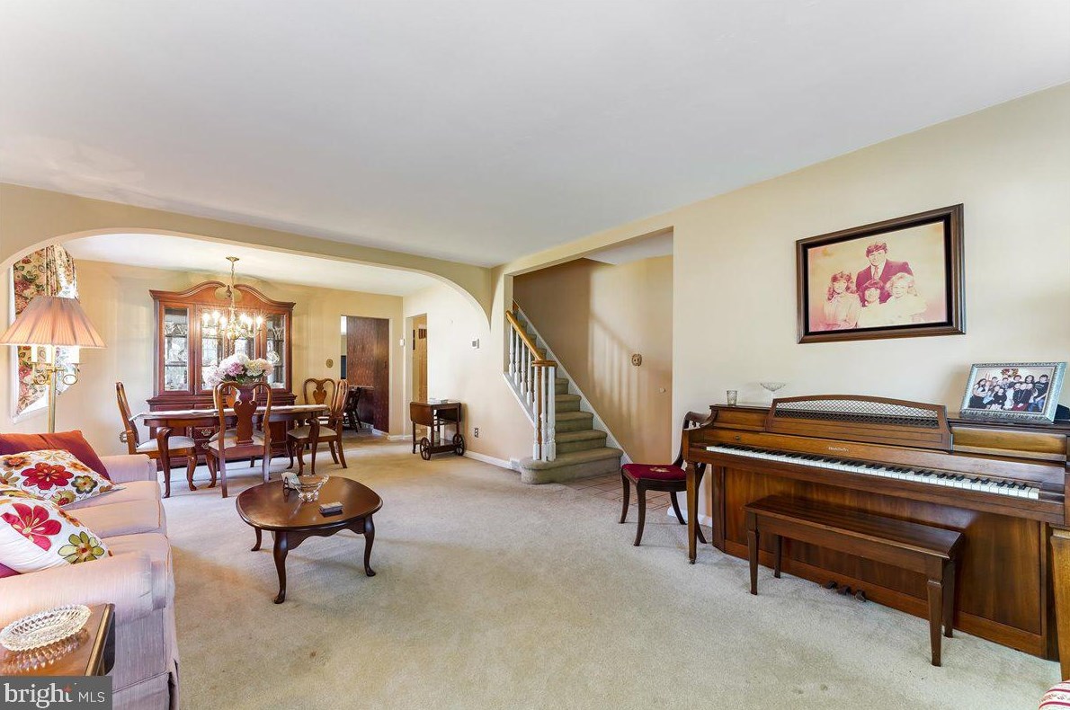 41 Fairhill Rd, Rutledge, PA 19070